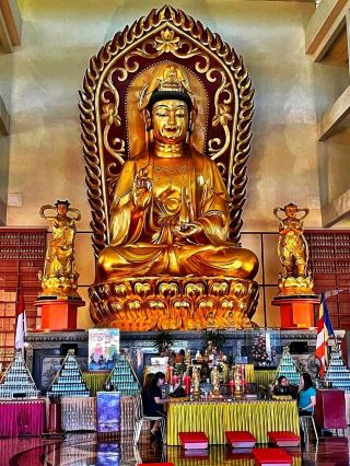 🛕 A Sacred Sanctuary of Peace – Vihara Avalokitesvara Graha
