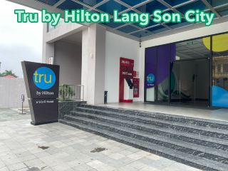 Tru by Hilton Lang Son City Centre