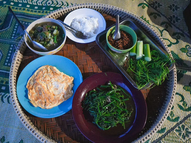 แม่จอกเดอกว่าฉ่าโอมสเตย์ อ.แม่แตง จ.เชียงใหม่