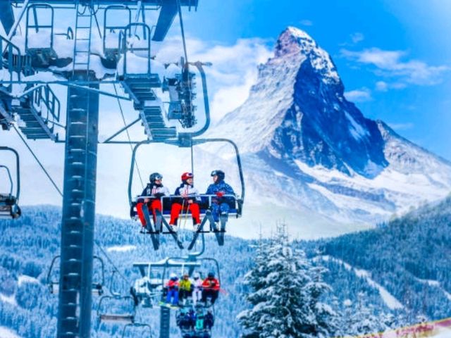Skiing Beneath the Matterhorn: The Ultimate Zermatt Guide 🇨🇭⛷️