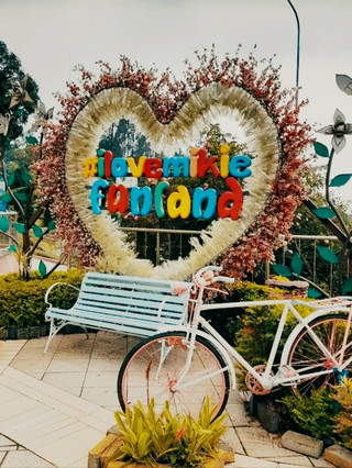 MIKIE FUNLAND.