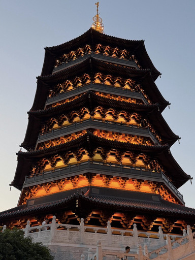 🏯 Leifeng Tower: The Legendary Tower of the White Snake | Trip