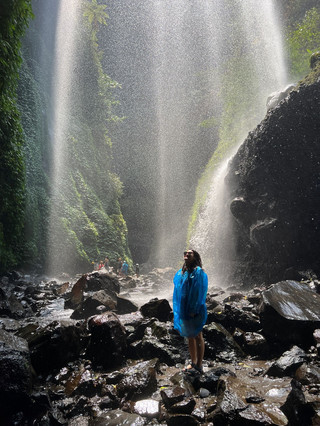 💦【Java, Indonesia】A breathtaking experience you'll only understand after getting soaked! Delve into the misty world of Madakaripura Waterfall 🌿🌋