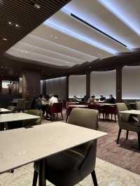 SilverKris First Class Lounge
