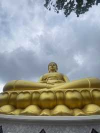 天井に広がる宇宙🪐✨🇹🇭バンコクの寺院【ワット・パークナム】