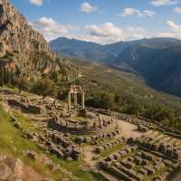 Delphi – The Center of the Ancient World 🏛️⛰️