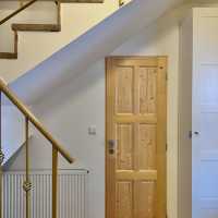 ํ๋ผํ ๊ณตํญ ์ธ๊ทผ ๊ฒ์คํธํ์ฐ์ค: ๊ฒ์คํธํ์ฐ์ค ํ๋ผํ ์์ดํฌํธ