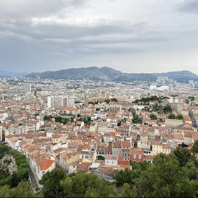 <法國 Marseille 🇫🇷> 高聳入雲的聖母院 🙏🏿