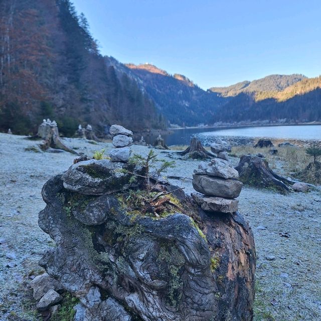 Chilly Gosausee stroll