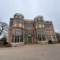 A walk around the hall