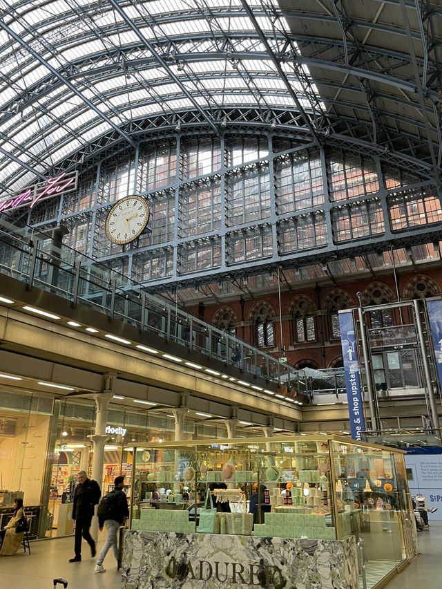 King’s Cross & St Pancras: Where History Meets Modern London