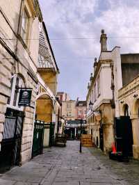 Bristol Old City: A Walk Through Time 🏛️✨