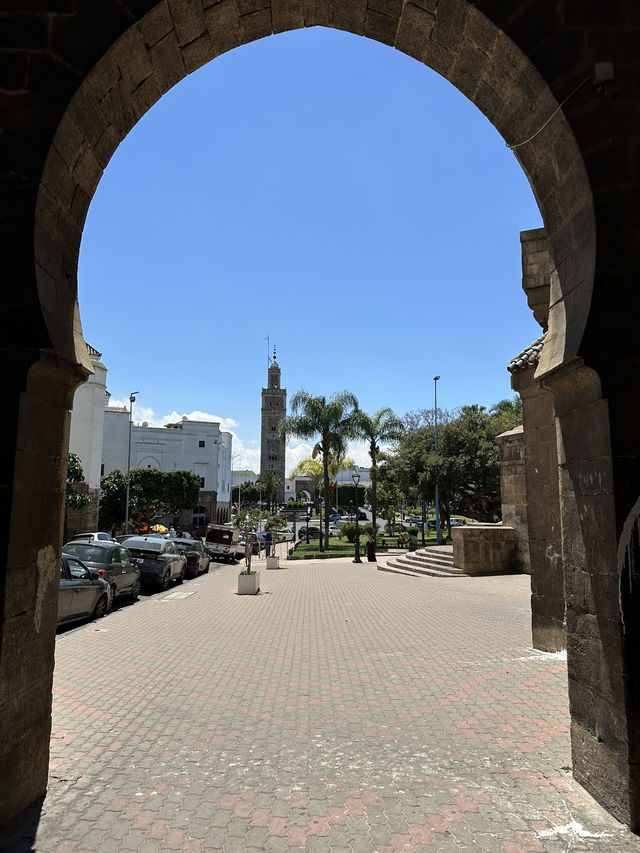 Casablanca is the financial and business centre of Morocco, combining a history with modern