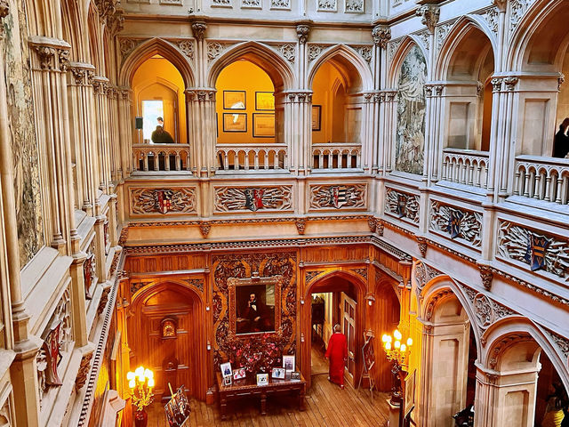 🏰✨ A Must for Downton Abbey Fans! 🎩🌸