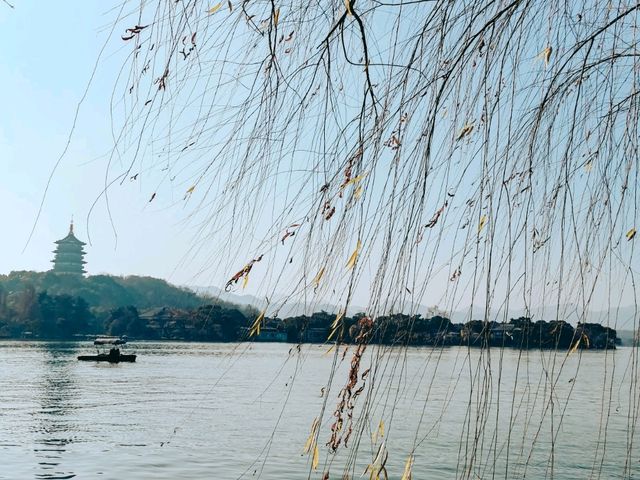 Hangzhou 10 Days Travel Guide - Walk around West Lake