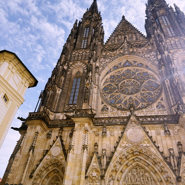 🏰💸 Free & Cheap Things to Do in Prague — Europe’s Budget-Friendly Beauty