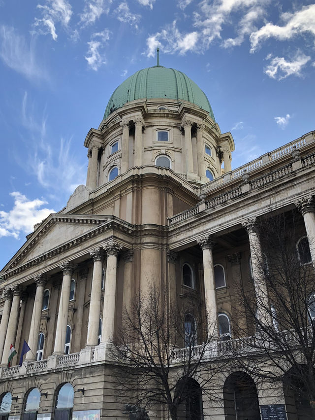 💸 Budapest on a Budget: Summer City Magic for Less 🇭🇺☀️🛶