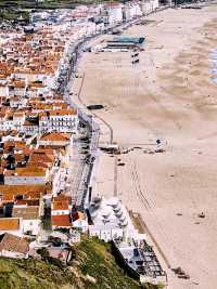 🚗 Ride-Sharing Travel in Nazaré: Surf, Views & No-Car Vibes 🏄‍♂️🌅🚕