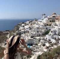 Greece🇬🇷Santorini: A Timeless Escape in Blue and White💙🤍