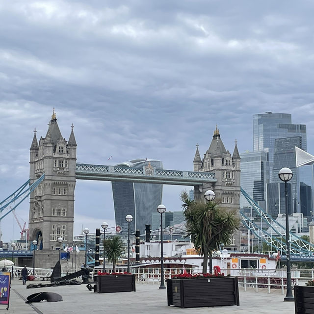 London🇬🇧A Flavourful Feast with a View – Coco Grill & Lounge Delivers! 