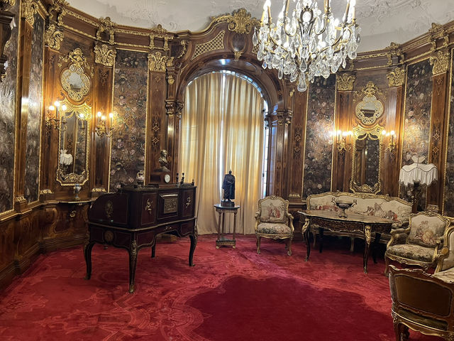 Peleș Castle – Romania’s Crown Jewel 👑🇷🇴