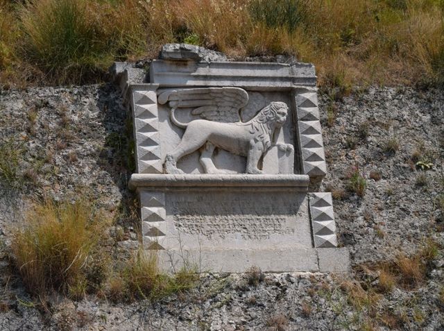Corfu's New Fortress Scarpon
