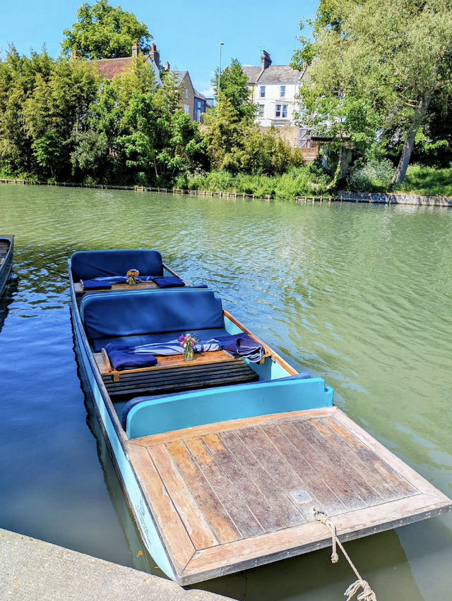 ✨ A gentle Cambridge moment by the River Cam 
