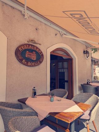 Lakefront Bites & Seasonal Feasts in Ohrid 🍽️✨