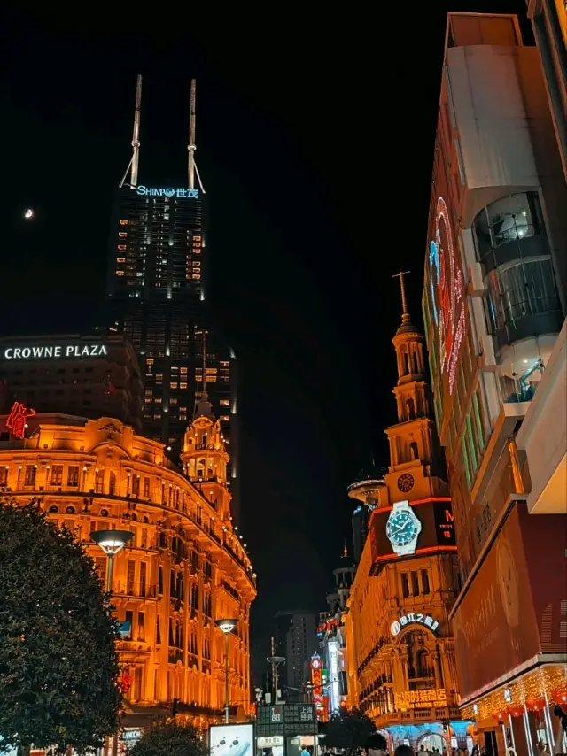见面在南京路✨✨Nanjing Road in Shanghai