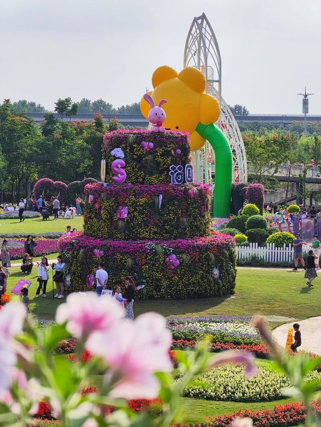 不小心誤入了愛麗絲夢遊仙境的花園