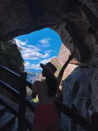 在上班和上進之間，選擇了上山，桂林丹霞八角寨！