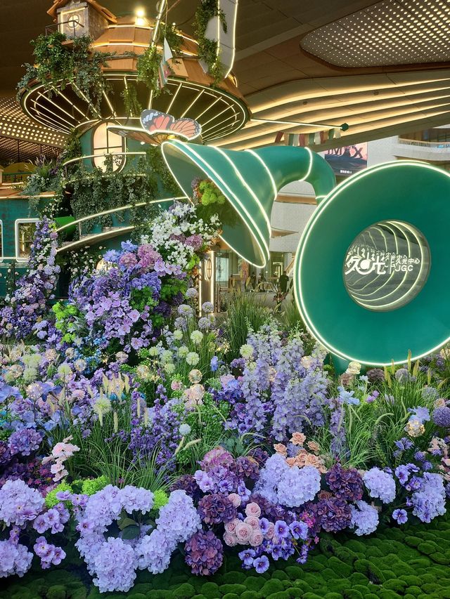 大寧久光花漾植愈力的花園列車站