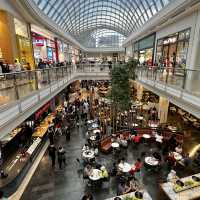 Fashion Capital-Australia’s largest shopping center, Chadstone Shopping Center, Melbourne 