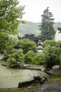 雨天的安吉靈峰寺！別有一番味道