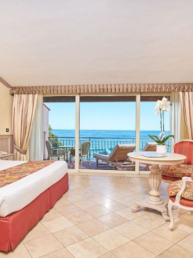 🌟 Tuscany's Top Stays: Hotel Hermitage Unveiled 🌟