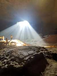 弄響天坑，陽光不會遺漏的地方。。