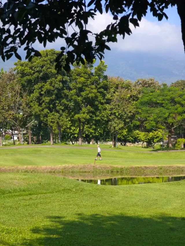 치앙마이 여행 스포츠 편, 1,600원으로 골프를 치는 경험이란 어떤 것일까요.