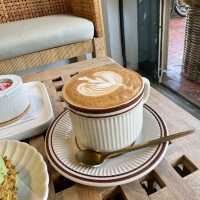 Gorgeous cafe