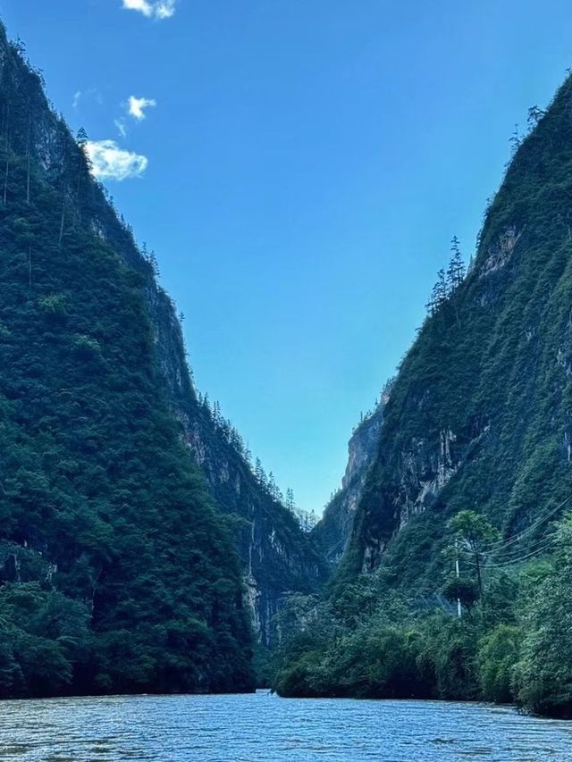 迪慶藏族自治州巴拉格宗香格里拉大峽谷探秘全攻略。