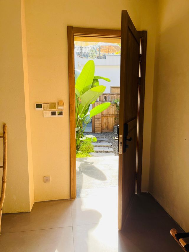 青城山初見山野溫泉酒店。