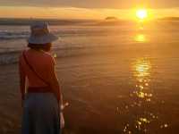 丹絨亞路海灘的夕陽