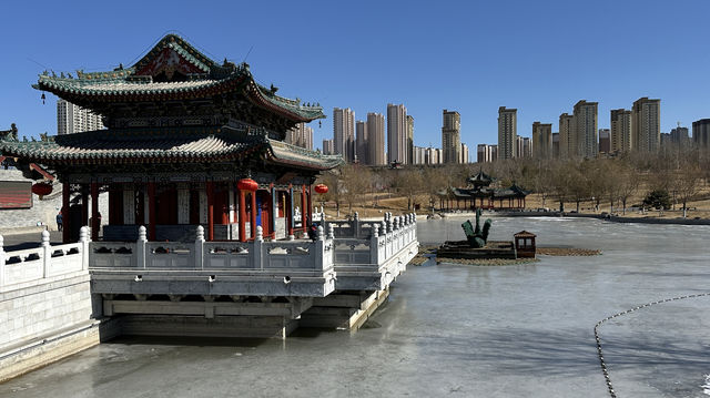 雙塔凌霄——古晉陽八景之一