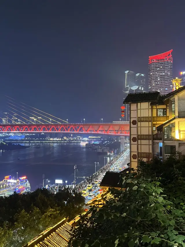 雖然聽起來不好聽！但的確是我2月去重慶的真實感受…