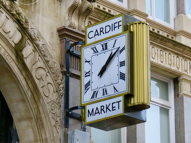 Bite into 1891: Welsh Cakes, Crispy Bacon, and a Hidden Red Relic