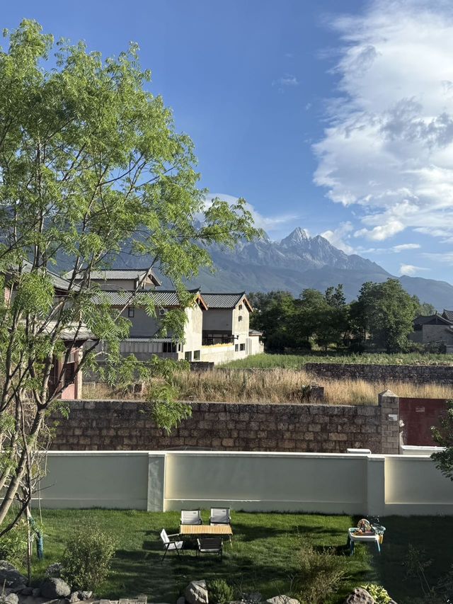 喺玉龍山腳下搵到間寶藏輕奢民宿