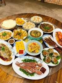 千零蚊帶屋企人喺東戴河食咗一大枱海鮮