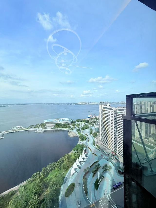 觀海設計師公寓海景複式大床房