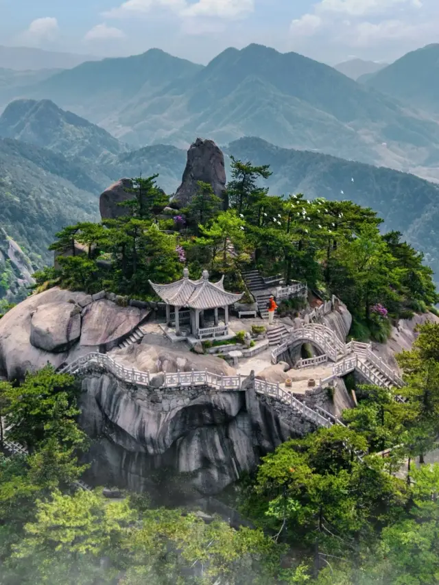 Direct access to a fairyland—ancient people were not exaggerating, this mountain in Anhui is absolutely amazing…