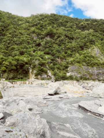 🏞️ Tianxiang Recreation Area & Xiangde Temple: Where Nature Meets Nirvana! 🙏