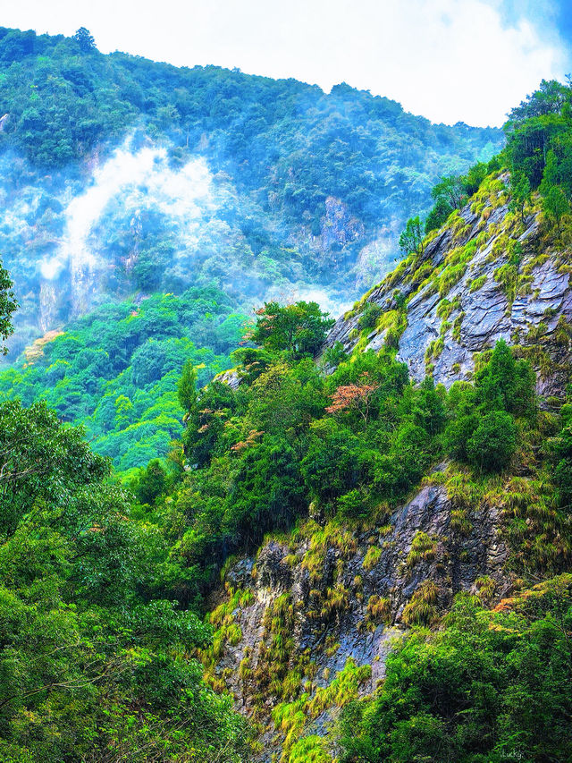 雨中探秘︱永恆山水詩，最美桃花源